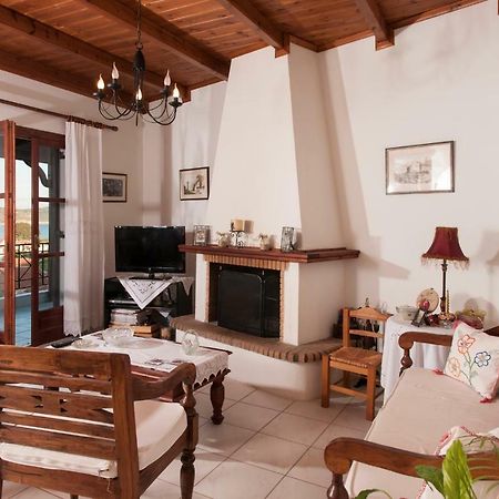 Apartamento The House Of "Angelina", Magnificent View Of The Sea Methoni  Exterior foto