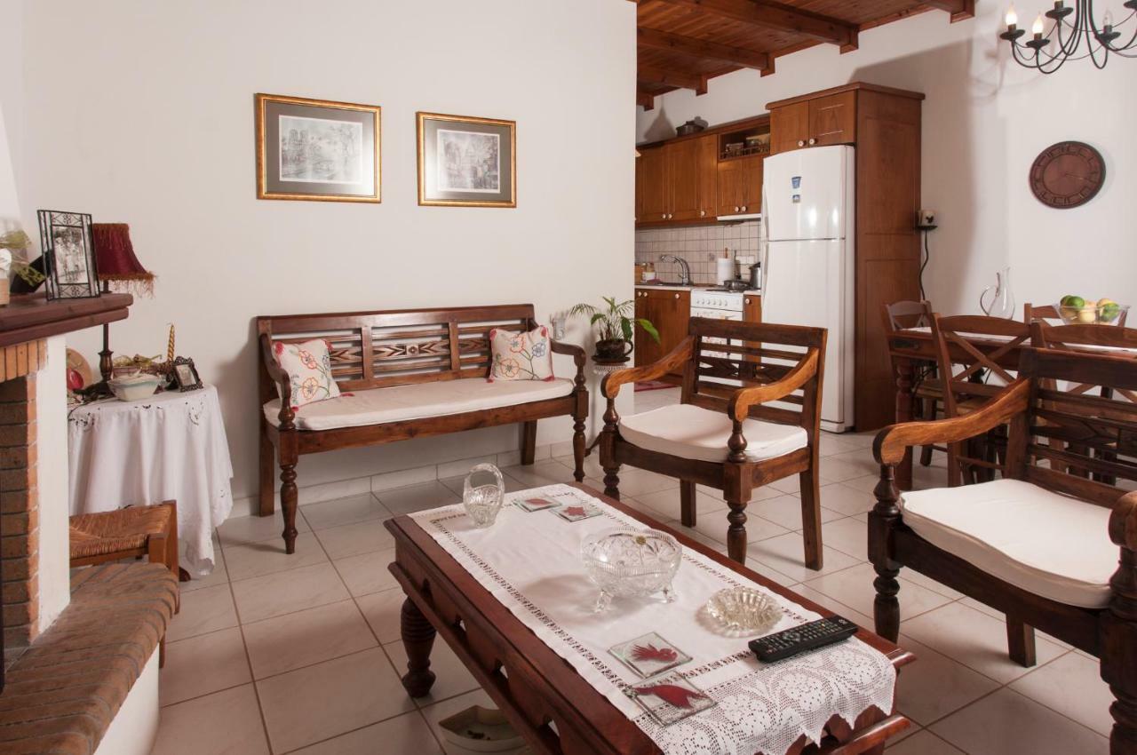 Apartamento The House Of "Angelina", Magnificent View Of The Sea Methoni  Exterior foto