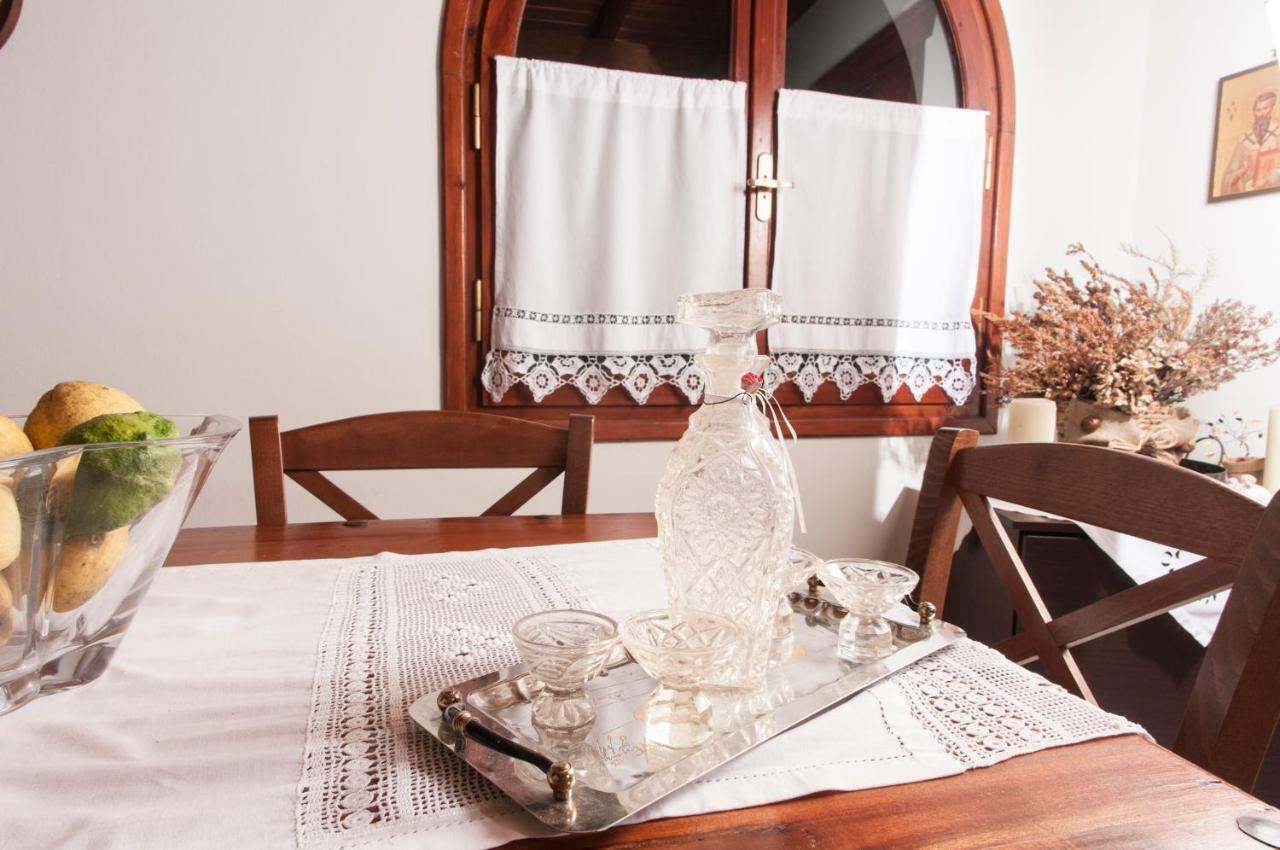 Apartamento The House Of "Angelina", Magnificent View Of The Sea Methoni  Exterior foto