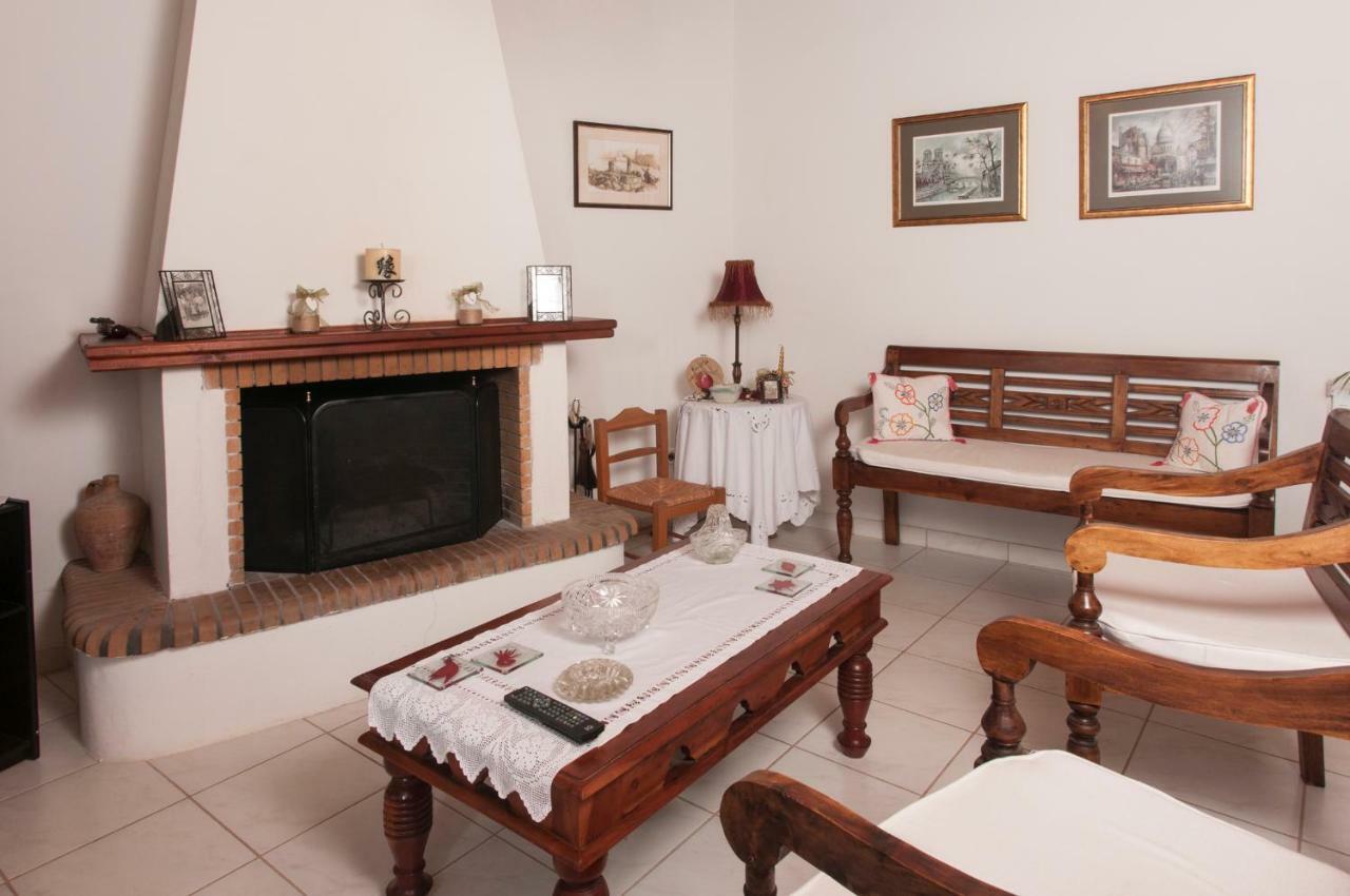 Apartamento The House Of "Angelina", Magnificent View Of The Sea Methoni  Exterior foto
