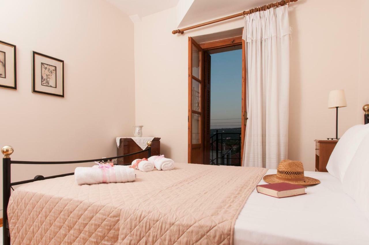 Apartamento The House Of "Angelina", Magnificent View Of The Sea Methoni  Exterior foto