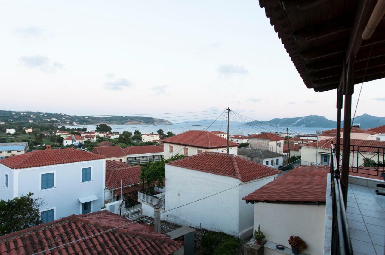 Apartamento The House Of "Angelina", Magnificent View Of The Sea Methoni  Exterior foto